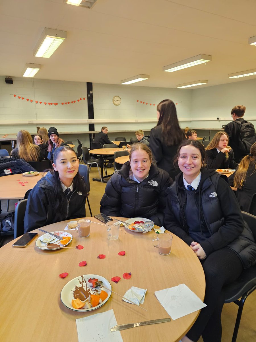 BCSchool1's tweet image. Second special breakfast in a row at BCS Breakfast. A valentines theme for today saw students enjoy a chocolate fountain with fruit and chocolate chip brioches! #ValentinesDay