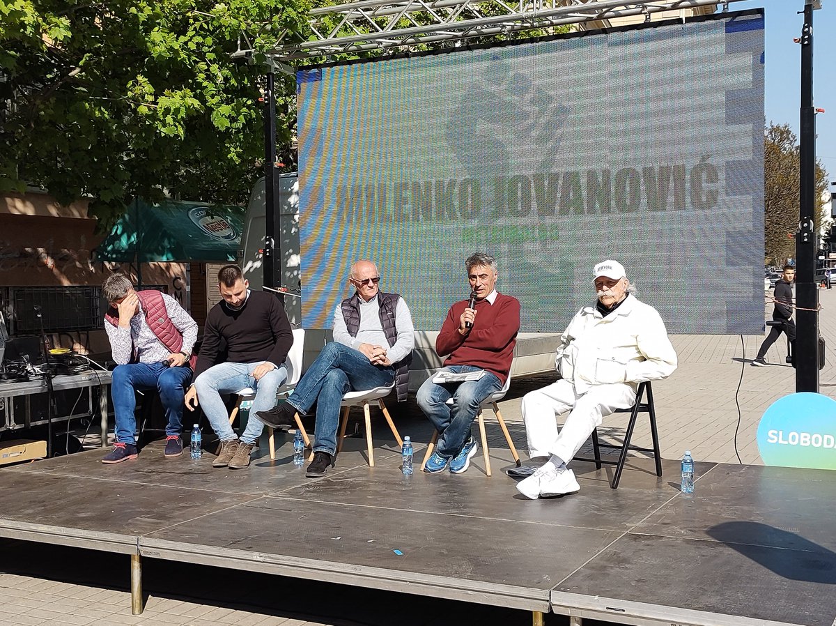 NEASrbija's tweet photo. Prošlo je godinu dana od smrti arhitekte Dragoljuba Bakića, jedinstvene pojave u Srbiji, a posebno u Beogradu. Njegov impozantni profesionalni opus je samo jedna od stvari po kojoj ćemo ga pamtiti a objekti koje je projektovao širom sveta zauvek će ga štititi od zaborava. ⬇️ https://t.co/iPLHGlMmoI