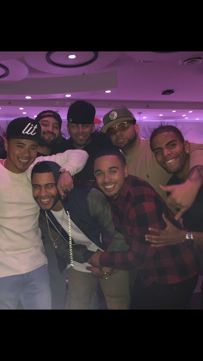 manny_lopez19's tweet photo. Love is Love.. my brothers 🙏🏼 RIP Vic RIP Omar 🕊️🕊️ https://t.co/zInCUxlo73
