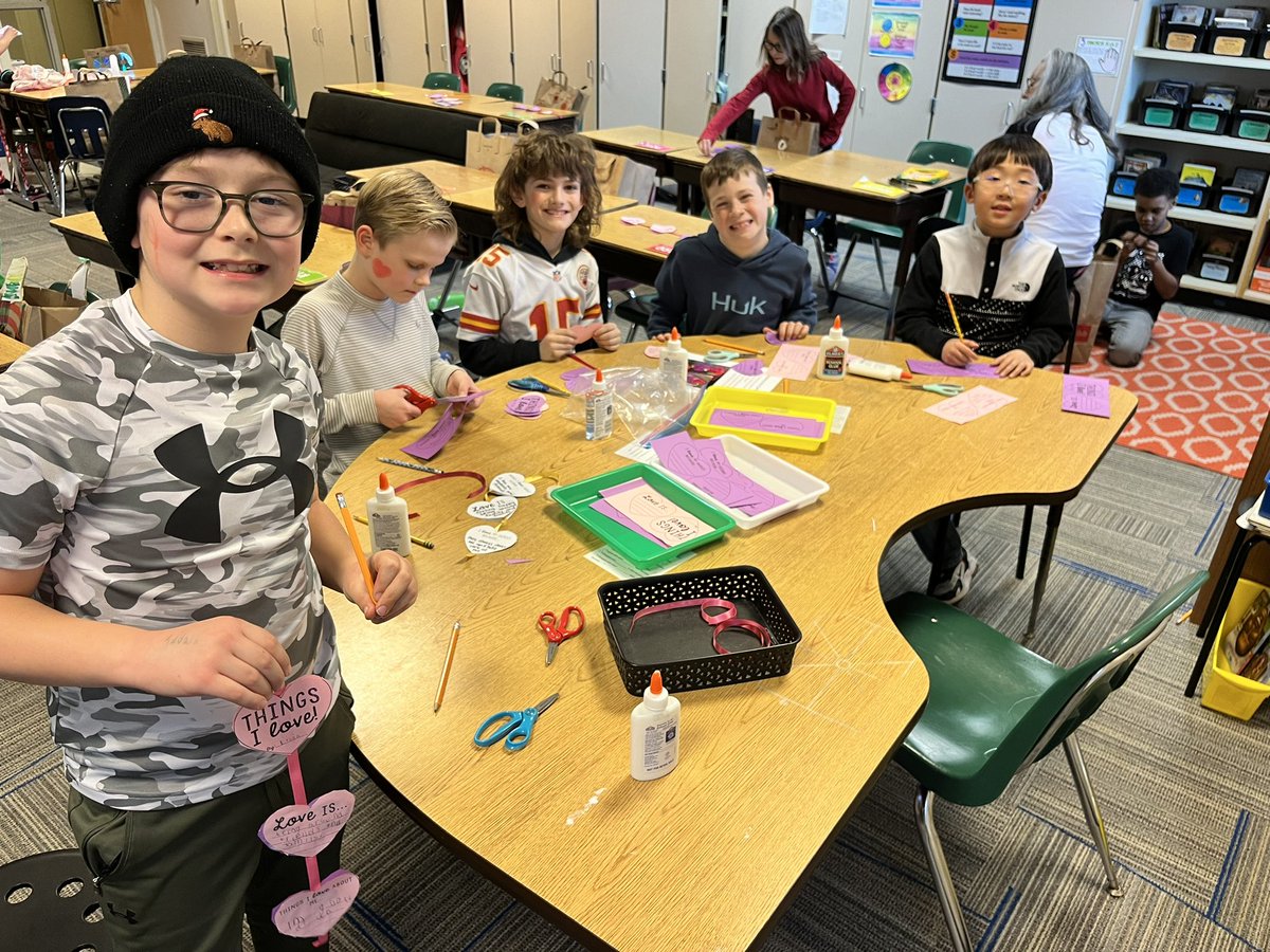 Mrs. Alex Bauer tweet media