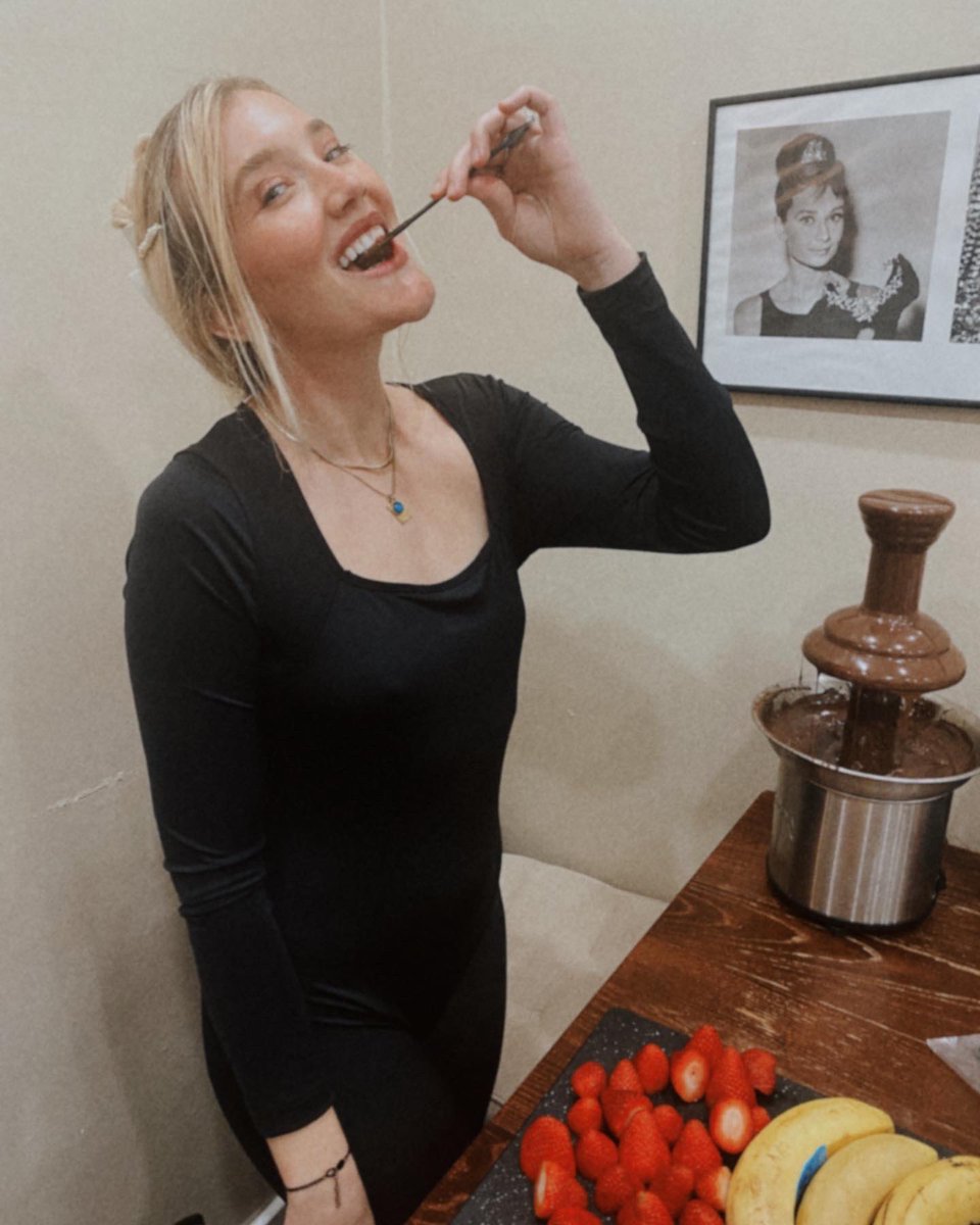 Thank you all for the birthday wishes, I broke out my chocolate fountain from my 10th birthday to celebrate another decade 🥹🍫💕