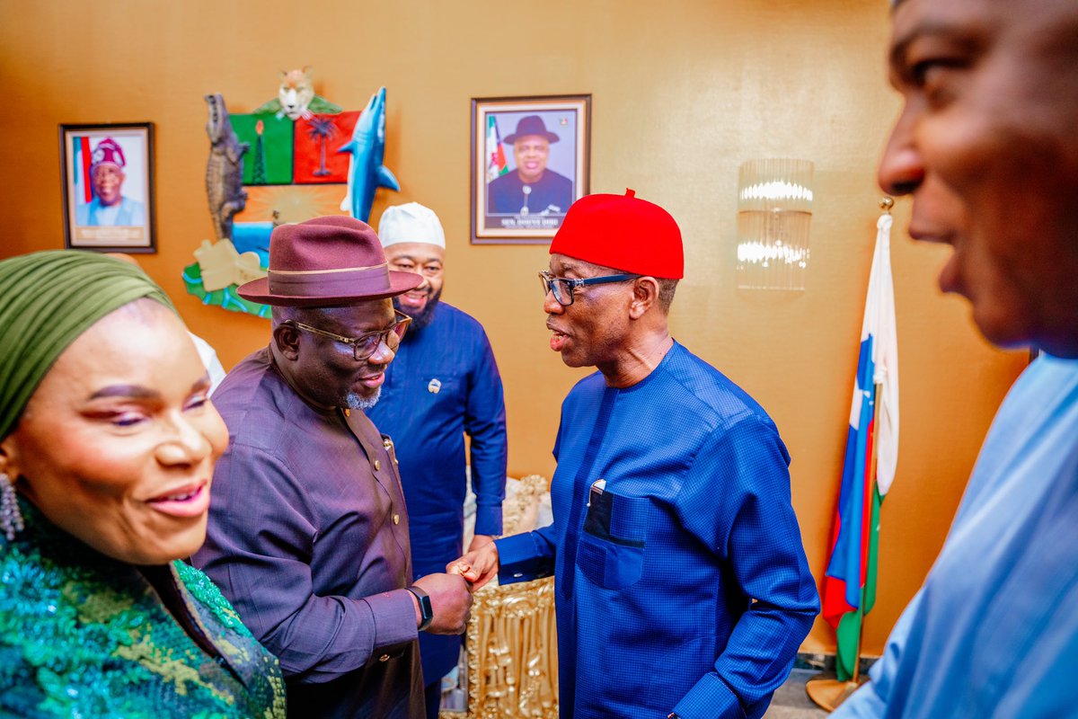 Witnessing the swearing-in of my own brother, @GovDouyeDiri and his Deputy, Sen. Lawrence Ewhrudjakpo along with other dignitaries at the Samson Siasia Sports Stadium in Yenagoa, Bayelsa State earlier today was truly remarkable. Without any doubt, I believe Govenor Diri’s…