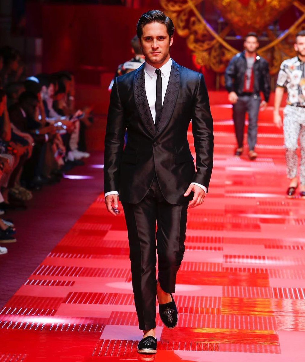 What an honor to have walked the <a href="/Dior/">Dior</a> men's fashion show at New York Fashion Week! Muchas gracias Dior familia! Que gran honor... #NYFW24