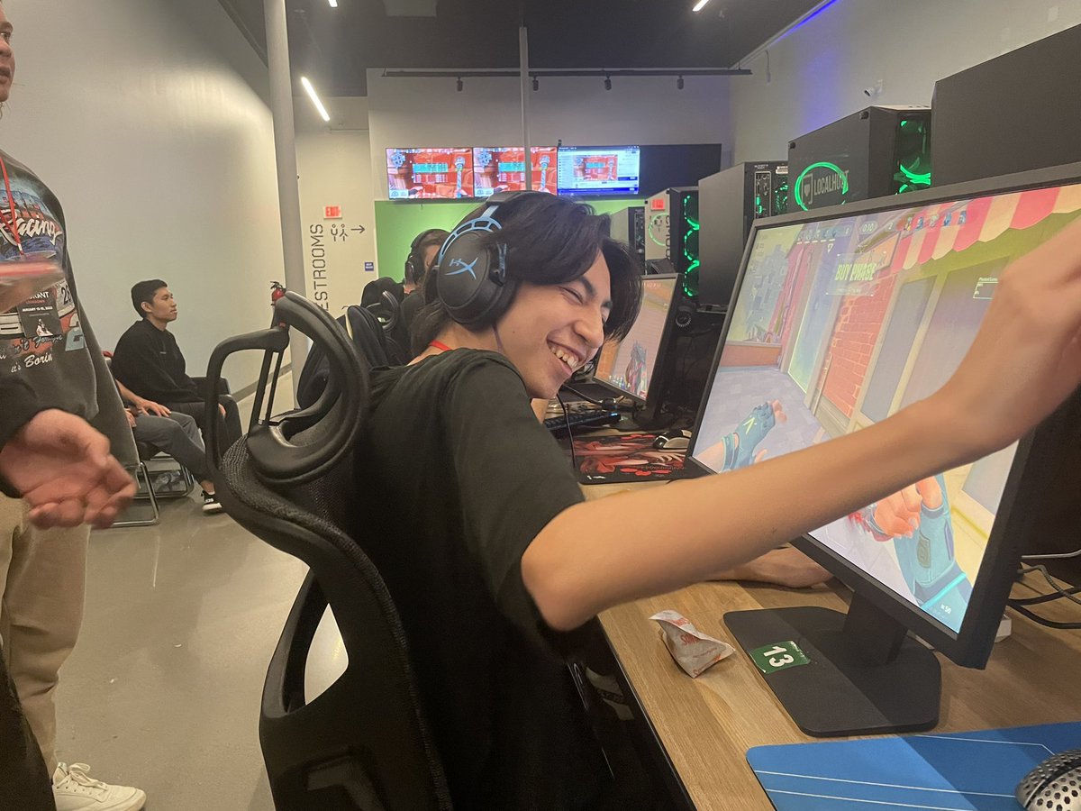 Happy valentines day🤗