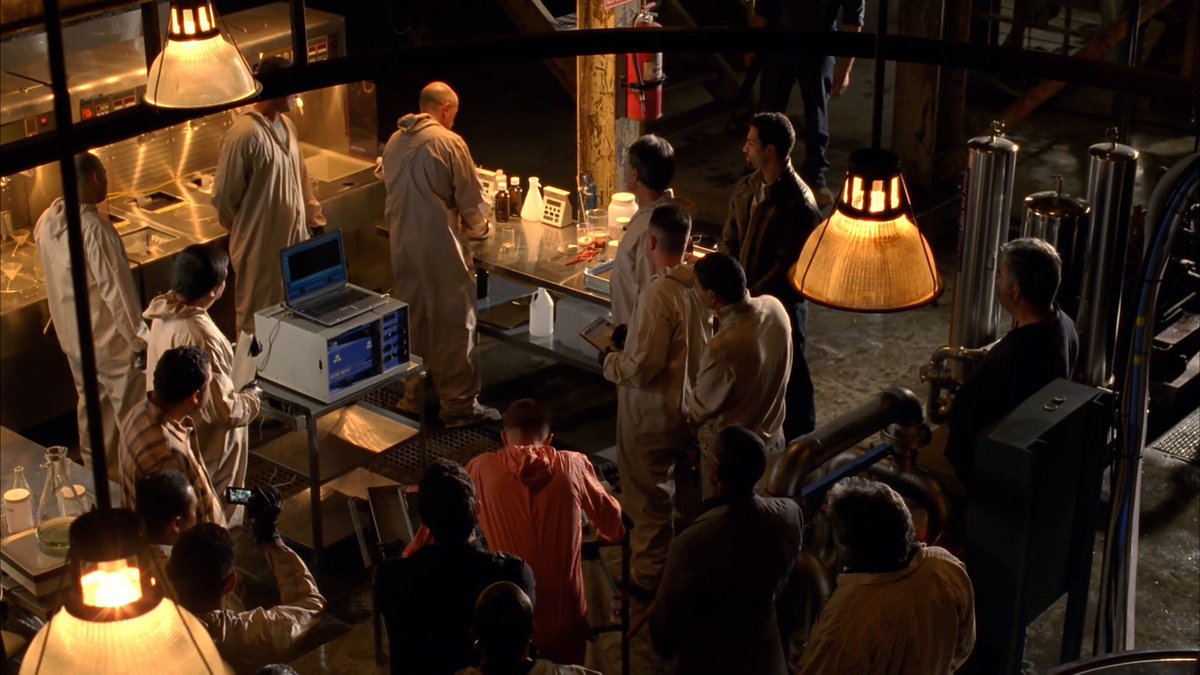 RandCaps's tweet image. Walt's absence on Walt Jr.'s birthday causes concern for his family. Jesse must use his lab skills alone. #BreakingBad #FamilyTroubles [From Breaking Bad, Ep: "Salud," (Sun, Sep 18, 2011). Dir. by Michelle MacLaren]