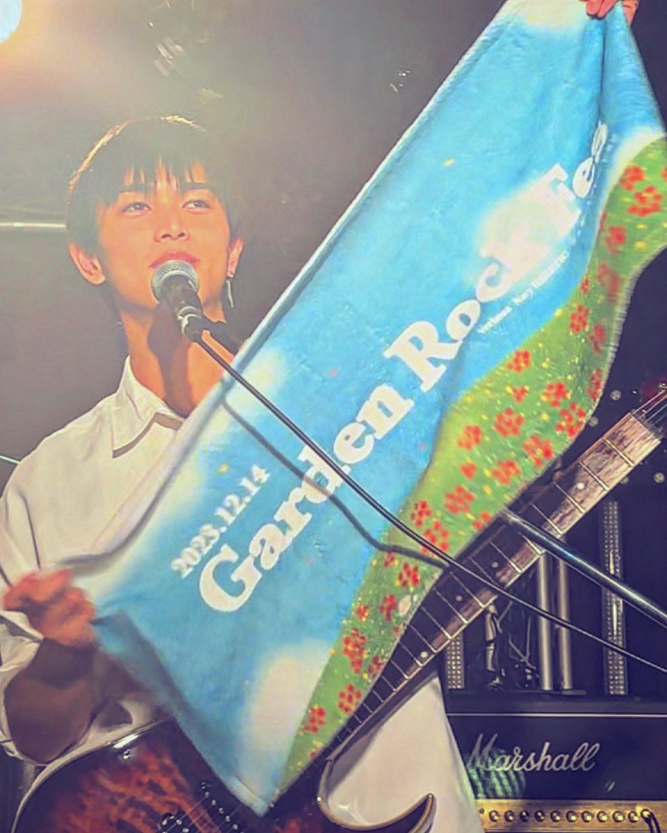 verbena_jo's tweet photo. おはようございます☀

今年から掲げた
“Why not? You have a hope.”
は自分に向けてのメッセージでもあります

周りが就職する中、僕はバイトでフリーターをする覚悟を決めました

社会の慣習に囚われないで、自分が大好きなことで最高の空間を皆にお届けしたい

そのためにはこの言葉が必要なんです https://t.co/RPSJE4CnSm