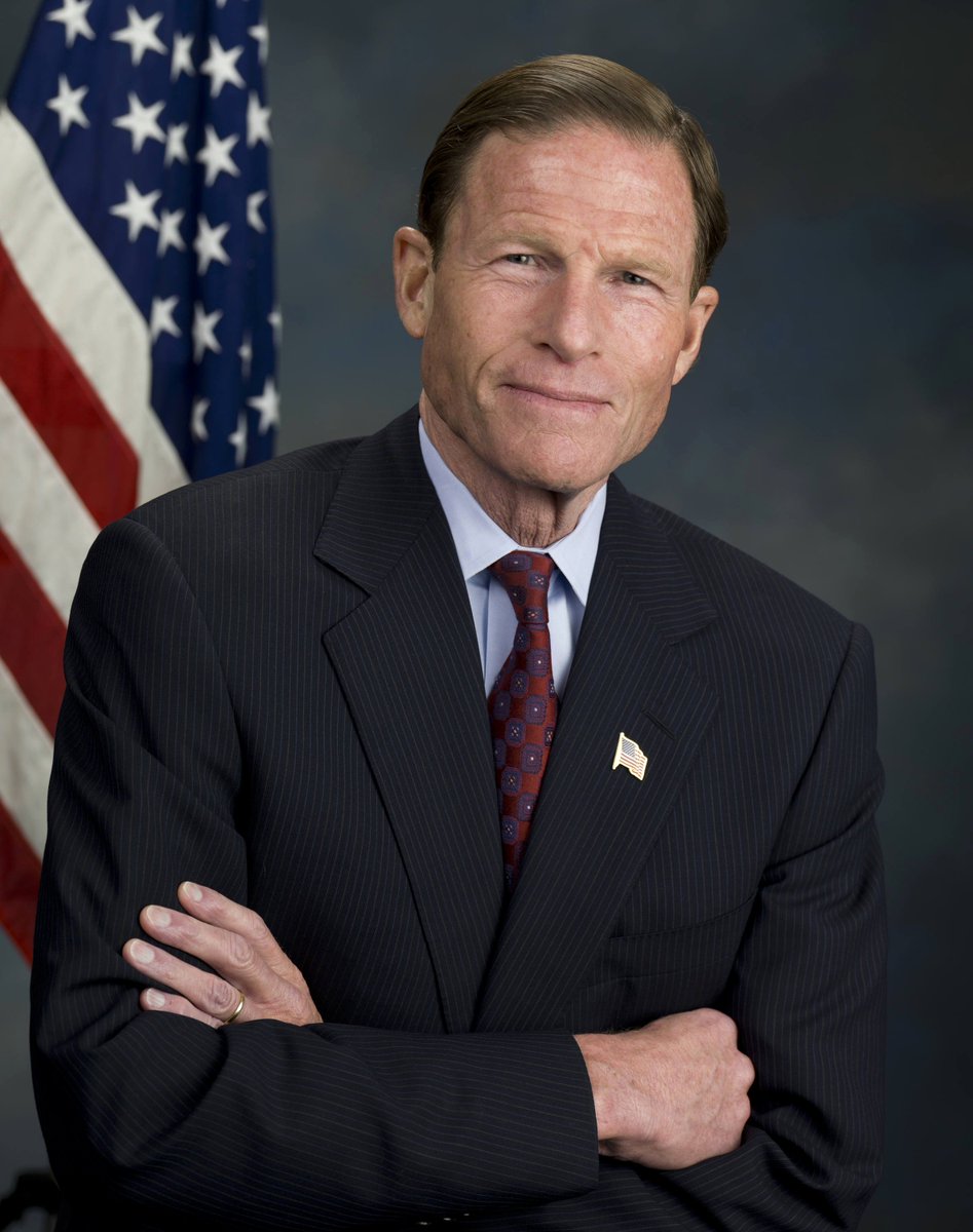 WorldRadioLeag's tweet photo. U.S. Senators Roger Wicker (@SenatorWicker), Mississippi, and Richard Blumenthal (@SenBlumenthal), Connecticut, introduced legislation to give amateur radio operators the right to install their antennas and serve their community.

Great 👏🏽 👏🏽

https://t.co/y8jgIkERFO https://t.co/6TLjvXe87Q