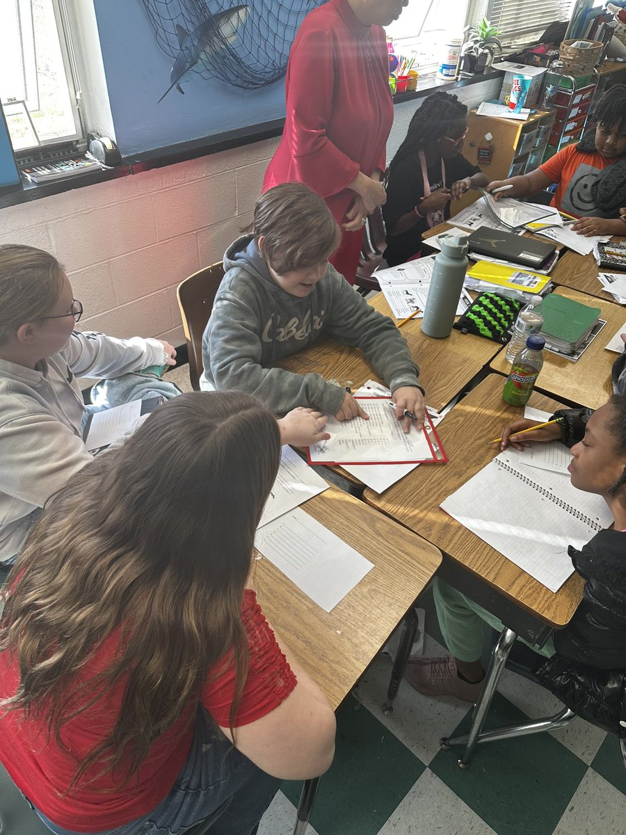 @ForrestRangers were learning about dichotomous keys today! They used their new found knowledge to collaborate and figure out types of insects!