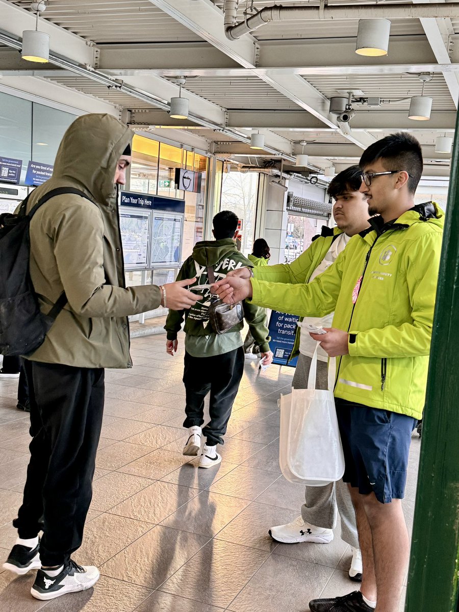Spreading the LOVE 🩷 on Valentine’s Day handing out PINK <a href="/icbc/">ICBC</a> reflectors at the Scott Rd Station reminding pedestrians to get home safe to their loved ones today. Thanks <a href="/PreventCrimes/">Surrey Crime Prevention Society</a> <a href="/SurreyRCMP/">Surrey RCMP</a> <a href="/CityofSurrey/">City of Surrey</a> Bylaws and <a href="/TransLink/">TransLink BC</a> Security for coming out! <a href="/RoadSafetyKaren/">Karen Klein</a>