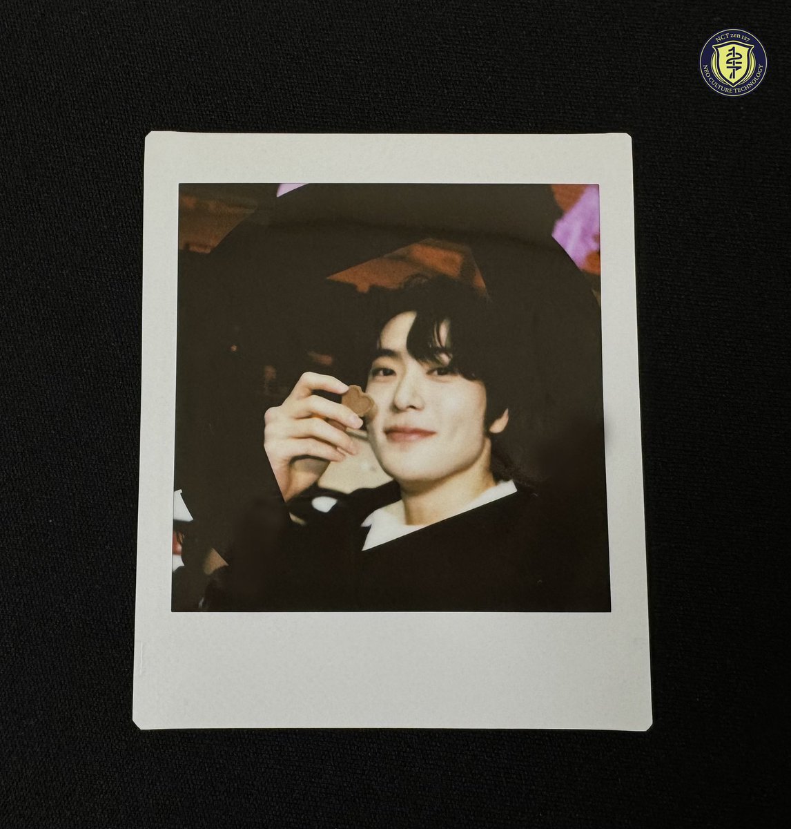 jaehyun’s polaroid 🤎🖤