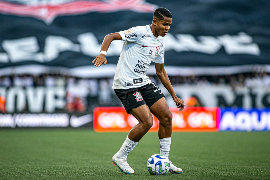 Alexandre100fax tweet media