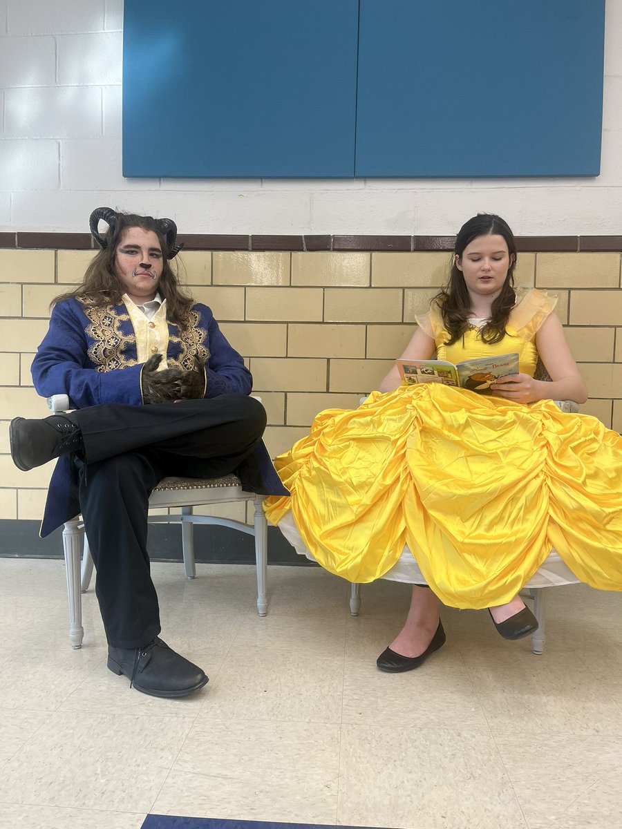 Joy Knighton tweet media