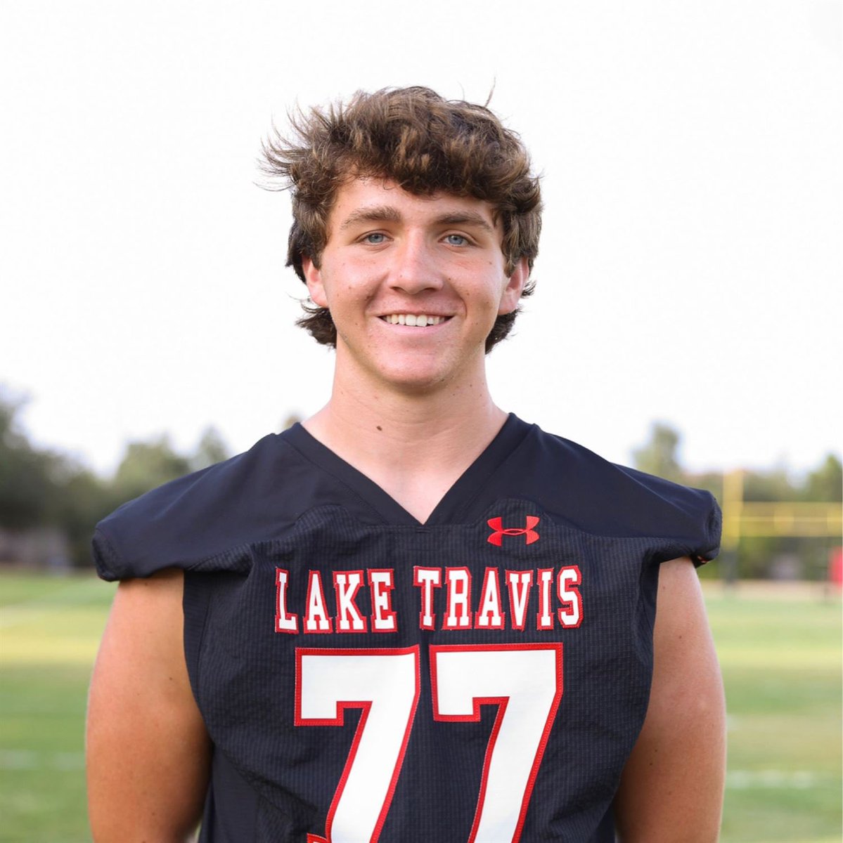 darafaye's tweet image. HS football players in TX purposefully put peanuts in the clothing of a fellow teammate with an allergy.

They’d asked if his allergy could kill him&amp;amp;then next day exposed him to peanuts. 

Both the school&amp;amp;police refuse to do anything. @TravisCoSheriff this is attempted murder.