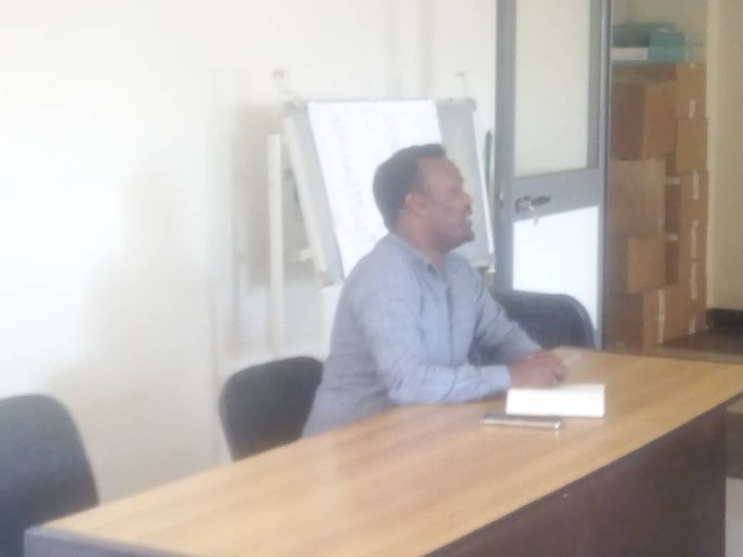 hayelomkahsay1's tweet photo. African CDC paid a work visit @THRI.
#CDC &amp; #THRI agreed to work together on public health Lab, AMR, PHEM and Data management . https://t.co/qtKm4bouUj