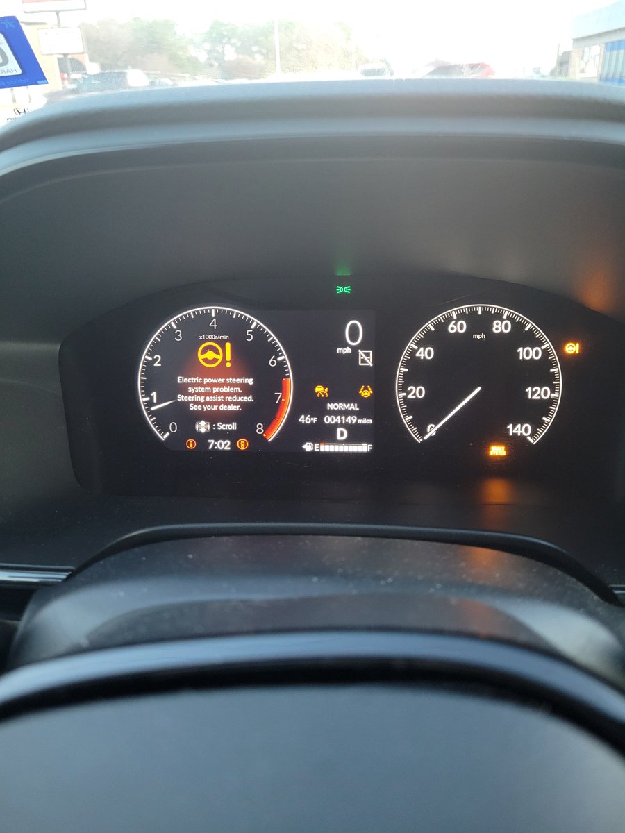 brika425's tweet photo. Yo. @Honda. My car is 7 months old and I'm having failures in the computer. I had E*I*G*H*T failures happen at once.

Tech says "oh, it could be this. Maybe this. Bring it back if it happens again." If it is a real failure next time, I won't be able to!! https://t.co/DxR6jqRJqn