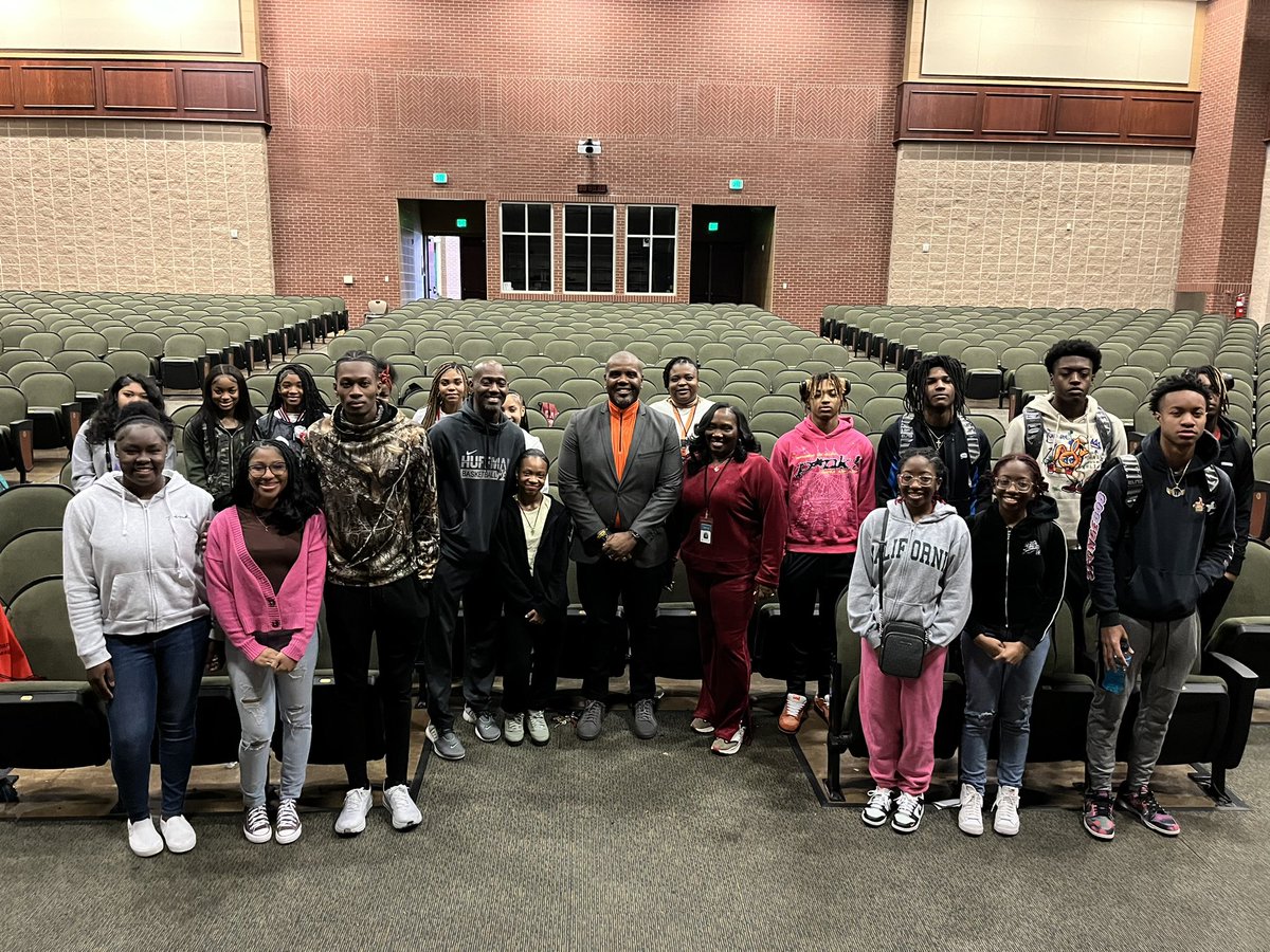 Today our guest speaker was <a href="/1ammoore/">AMMoore</a>
Happy V-Day❣️