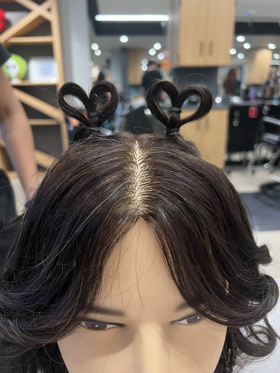 Wainscott Cosmo tweet media