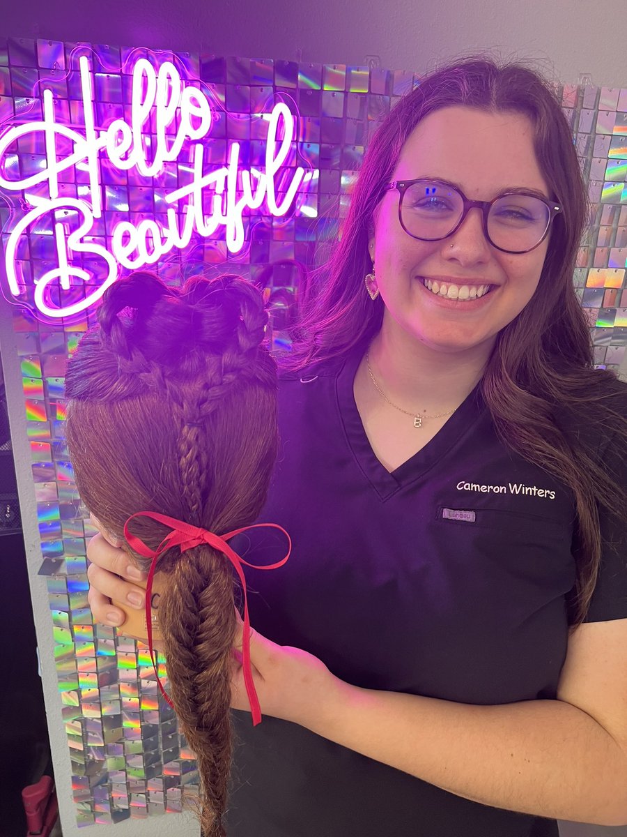 Wainscott Cosmo tweet media