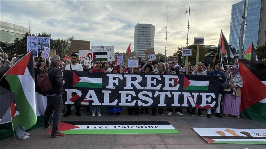 613rkives's tweet photo. do not stop talking about palestine 🇵🇸
do not stop talking about palestine 🇵🇸
do not stop talking about palestine 🇵🇸

#FreePalestineFromIsraeINOW
#BoycottIsraeliProducts
https://t.co/GpDwnwx8qs https://t.co/V0G013VZ8V