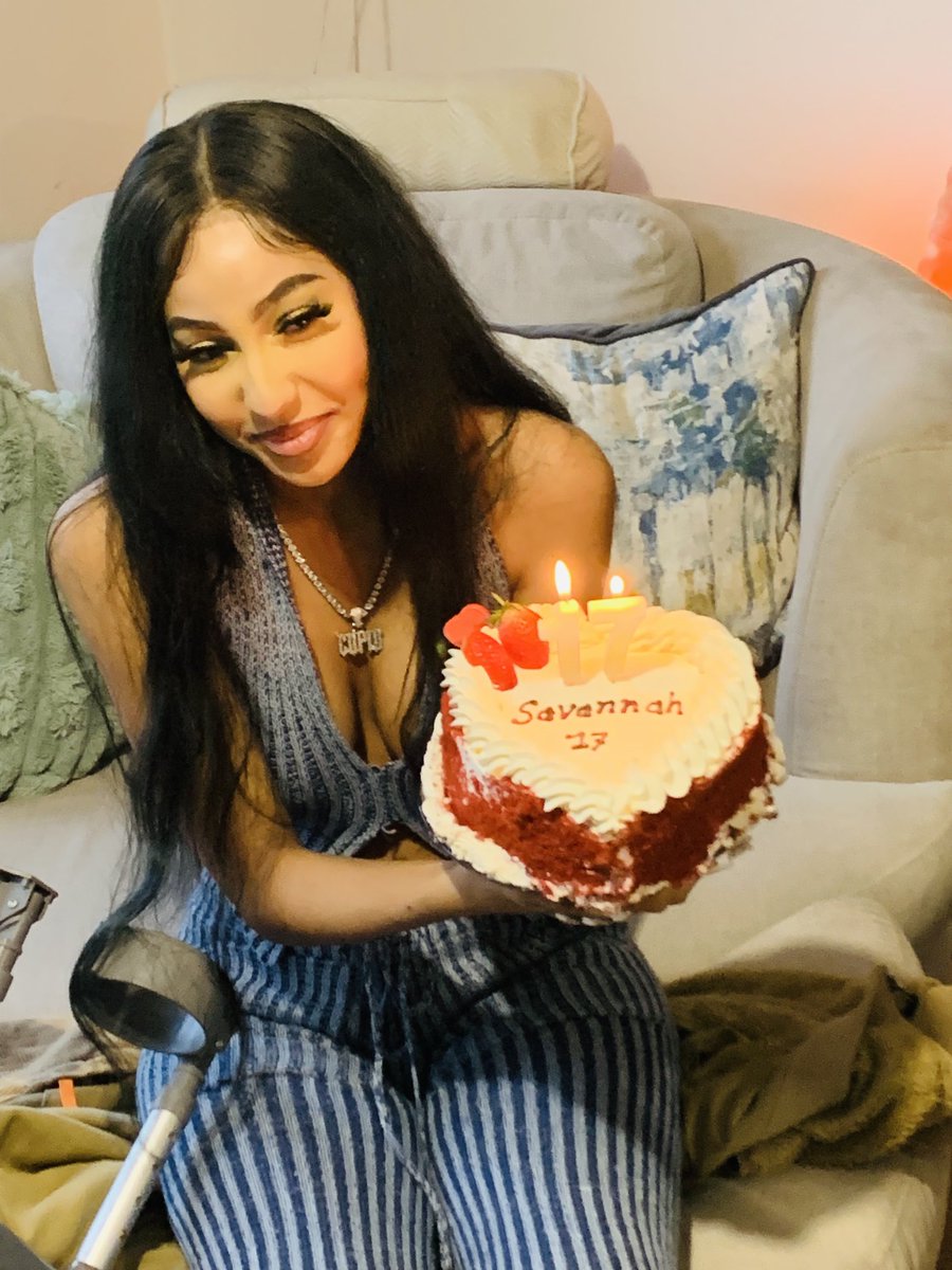 Mark and Savannah tweet media