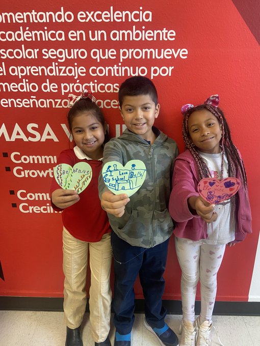 dallasschools's tweet photo. #DallasISDKind #ValentinesDay #Kindnessweek 💕 https://t.co/kfP2fulDGs