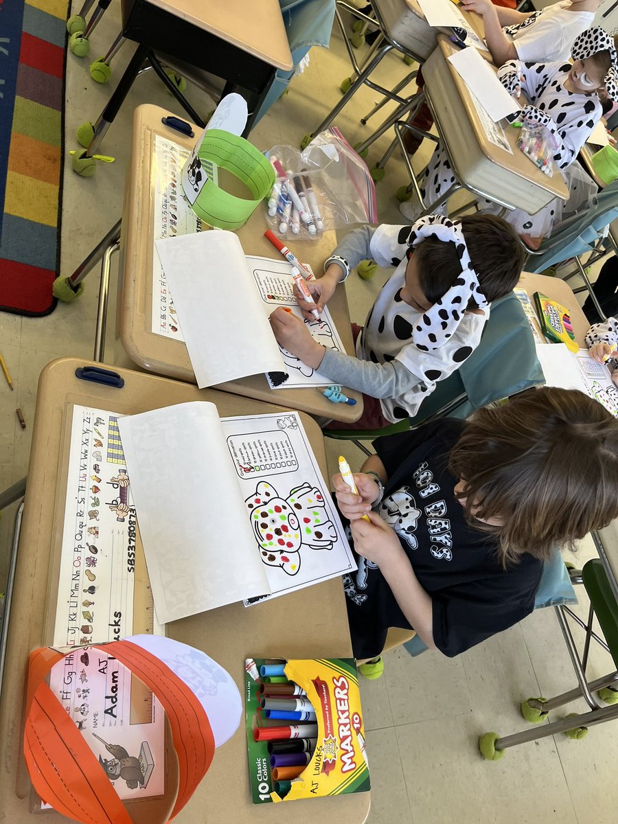 Miss Corrigan tweet media