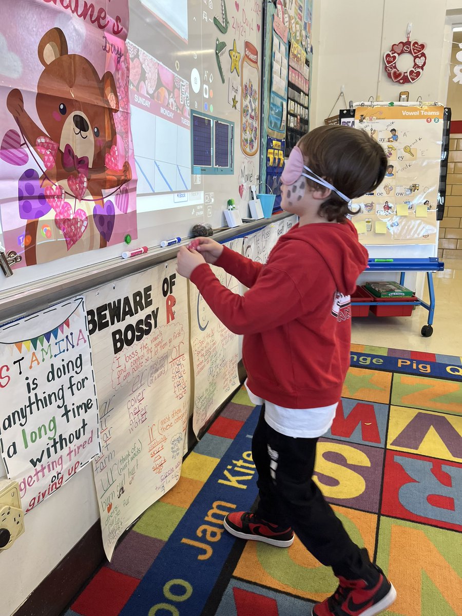 Miss Corrigan tweet media