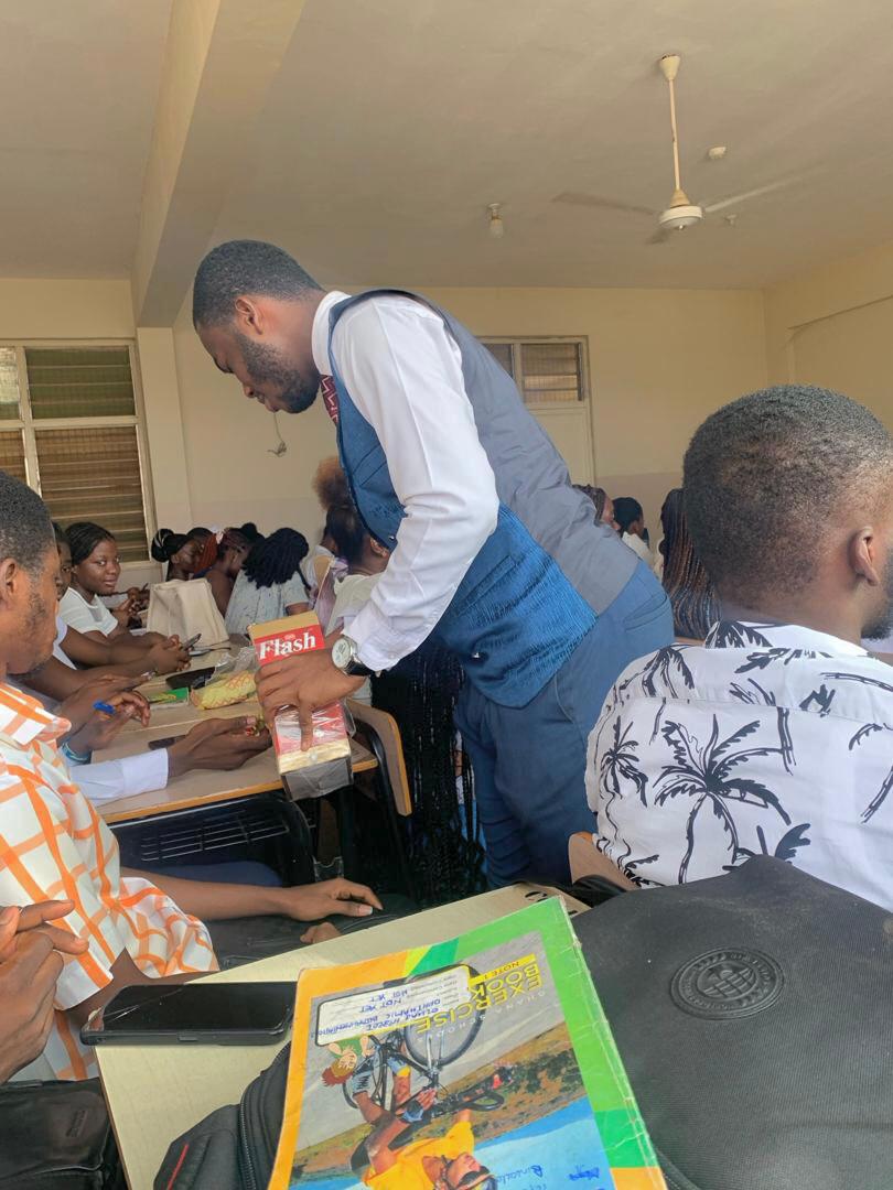Drwalkerr's tweet photo. Love is not a feeling Love is a practice 
A day of love ❤️, a day of sharing🥰, a day of memorie. I enjoyed this day of love with the people of scisans by giving gifts of love. 
#ValentinesDay 
#scisa https://t.co/pv8pyCafbC