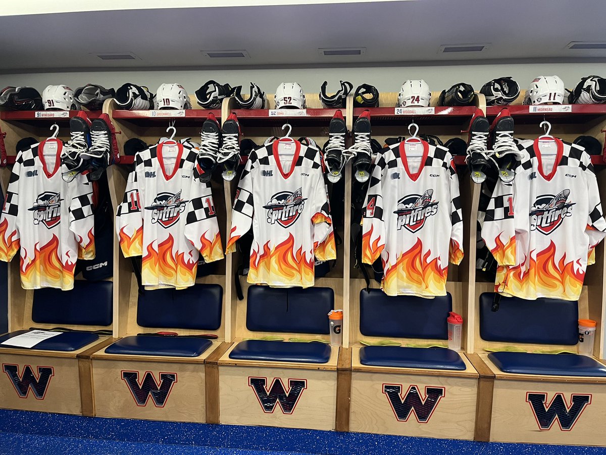 SpitsHockey tweet picture