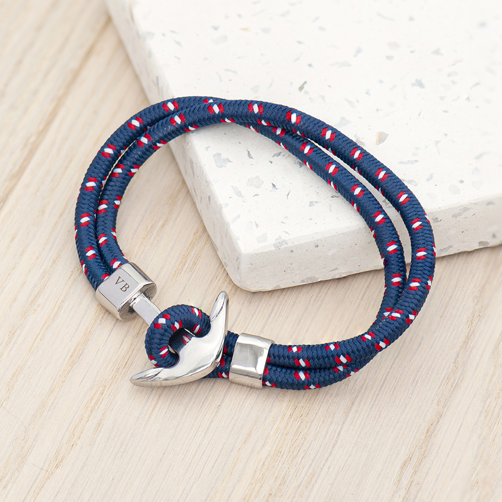 Popular in red & now available in blue, this men's bracelet does up with an unusual anchor clasp & it can be personalised with any 2 initials lilybluestore.com/products/perso…

#bracelet #nautical #jewellery #mensjewellery #personalised #giftideas #mhhsbd