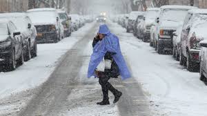 Yesterday's snowfall of 3.2" in Central Park was NYC's biggest accumulation in temperatures above freezing  since April 2, 2018 when 5.5" fell (high/low was 43°/33°; yesterday's was 41°/33°).  #Weather