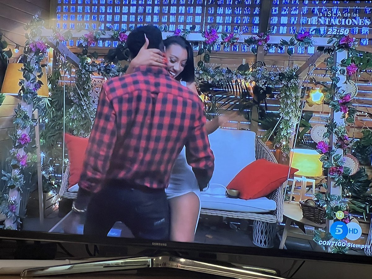Ana__Acost's tweet photo. Me ha encantado esta pareja. La mejor del programa #FirstDatesEnt5 https://t.co/oxdgSOHPTf