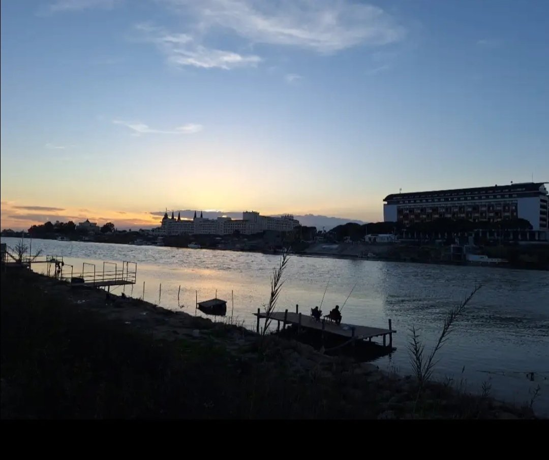 En #nihayetinde önemli #olan, hayatınızın #içindeki yıllar değil, #yıllarınızın içindeki #hayattır....