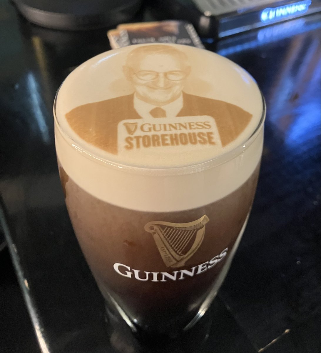 Great to have <a href="/hilarybennmp/">Hilary Benn</a> to join <a href="/BrIreCham/">British Irish Chamber of Commerce</a> for dinner in Dublin. Really value his commitment to British Irish trade advancement. Thanks to <a href="/GuinnessIreland/">Guinness Ireland</a> for their hospitality.