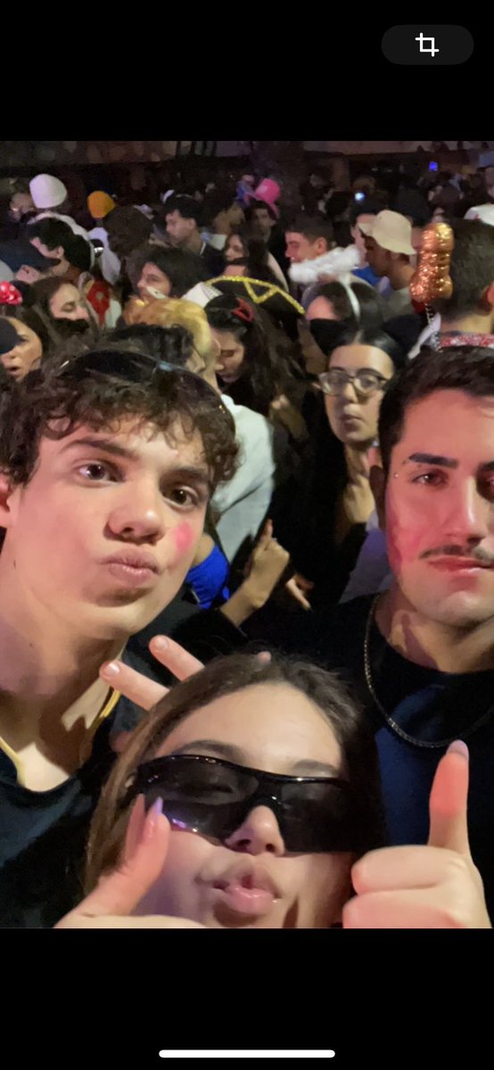 AJUDEM ME A ENCONTRAR ESTA MENINA PARA O MEU AMIGO, PAGAMOS CREDITOS