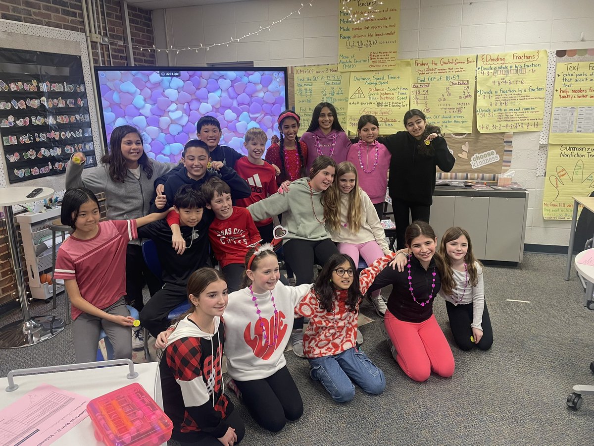 Happy Valentine’s Day from room 208! ♥️ #d30learns