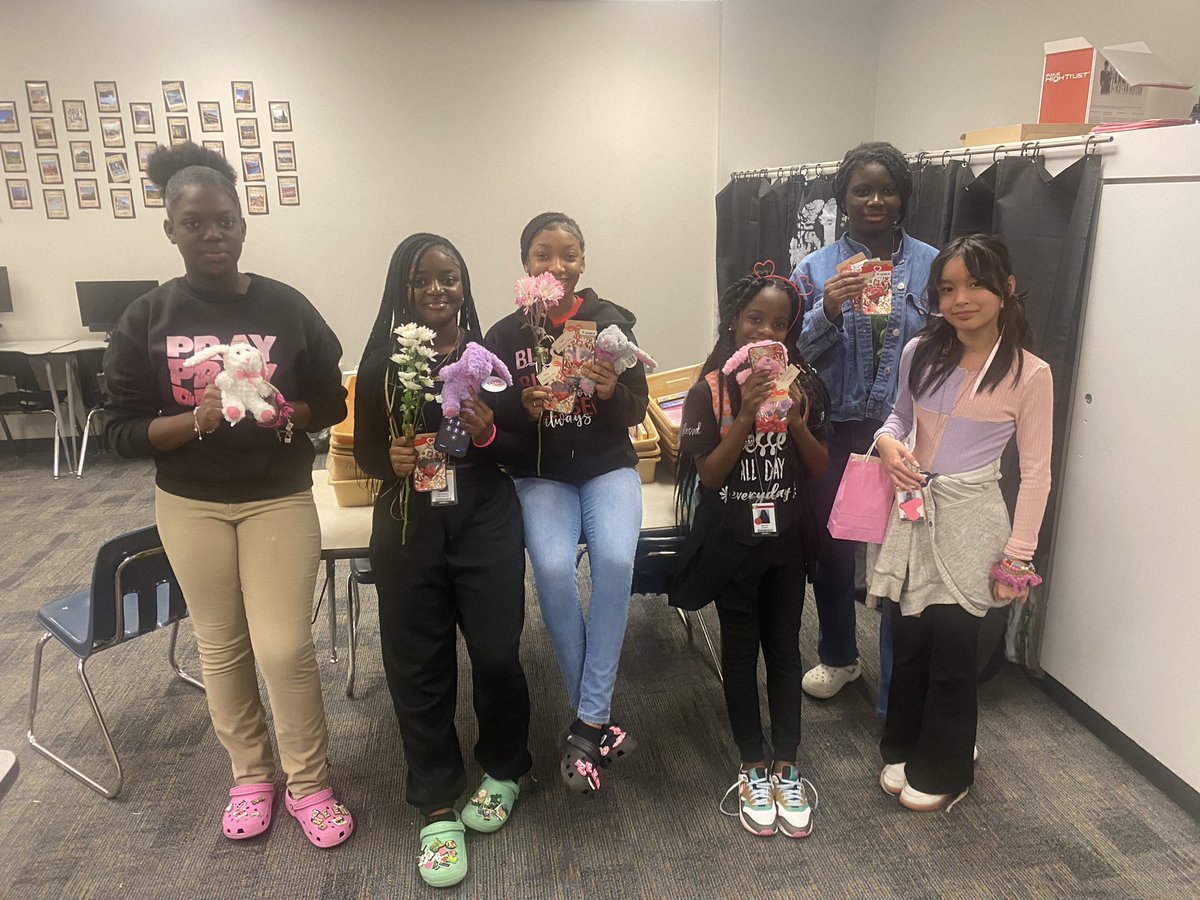 Courtney Johnson tweet media