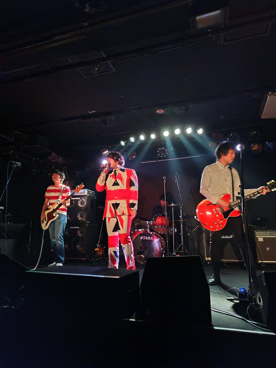 daikokuitabashi's tweet photo. @kazgarapg ササッ(っ´ω`)っ🇬🇧
#GLITTERMINT https://t.co/sOCfIXrIje