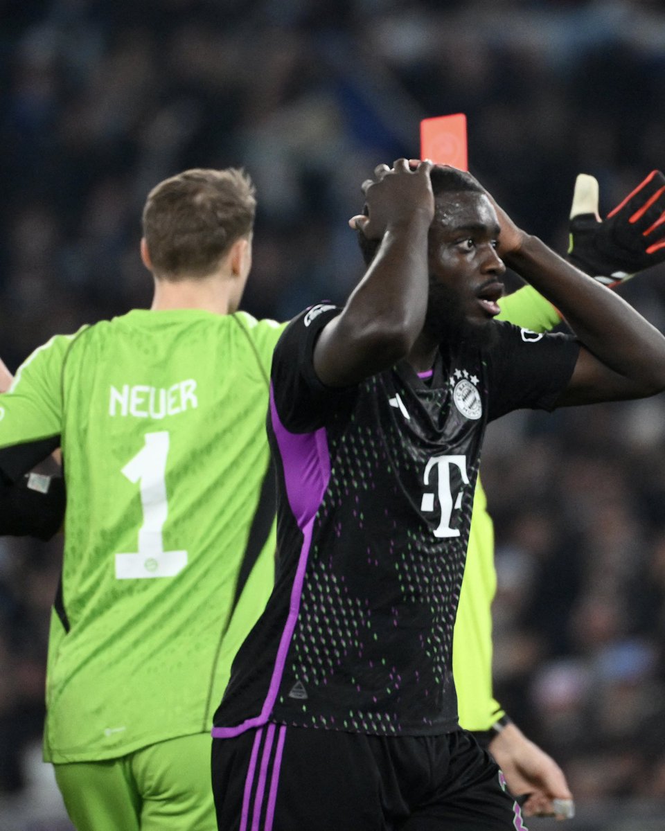 FabrizioRomano's tweet photo. 🔴🇫🇷 FC Bayern statement.

“We condemn all the horrible racist messages and comments towards Dayot Upamecano”.

“Who’s writing such things is not real Bayern fan”.

“We are with you, Upa!”. https://t.co/bE3b3piBJR