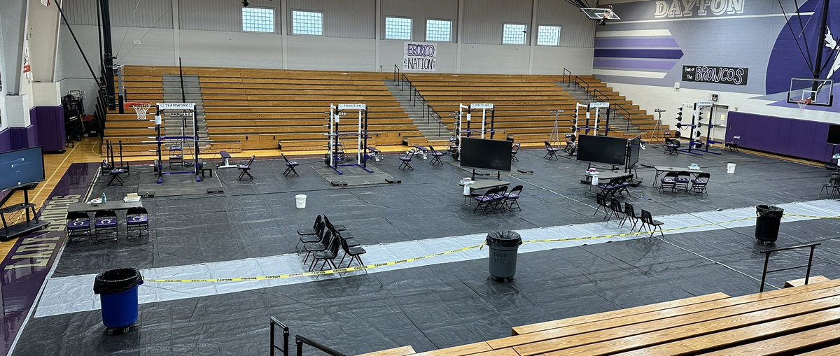 Huge thanks to our kids, coaches, and administrators for helping set up for our powerlifting meet tomorrow. @CoachLittle05 @Coachmoss6 @DaytonBroncos @DaytonBroncosFB @daytonbroncos1 #barsloaded #daytonbarbellclub