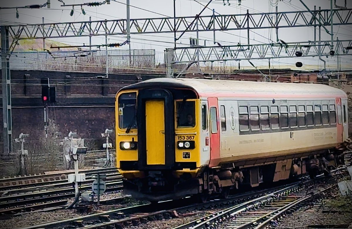 SydneyBridgeTMD's tweet image. A few shots from this morning on my walk to work 📸 14/2/24 #Class37 #Tractor #Class319 #ScrapDrag #Class68 #Cat #Class350 #Class153 #Dogbox #RailwayPhotography @RailOpsGroup @EurophoenixLtd @northernassist @DRSgovuk @tfwrail