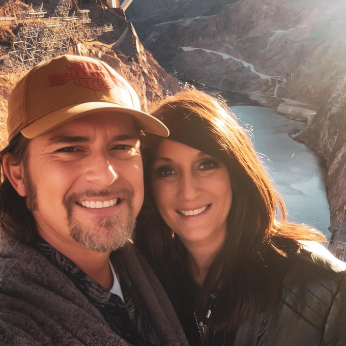 Valentine&rsquo;s Day is easy with beautiful Kimberly ❤️ https://t.co/VfHJe6gB94<a href="/tag/merrychristmas"class="tags"><span>#merrychristmas</span></a><a href="/tag/mustangranch"class="tags"><span>#mustangranch</span></a>