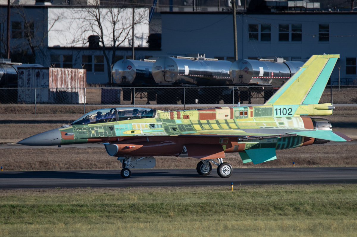 ntoweraviation's tweet photo. BLOCK 70 UNPAINTED! photos by me. Ntower.aviaion  @blocksixtynine @LMNews @LockheedMartin @LMSpace @F16_bh @MilAviaUA https://t.co/uQ1DhmgGHS