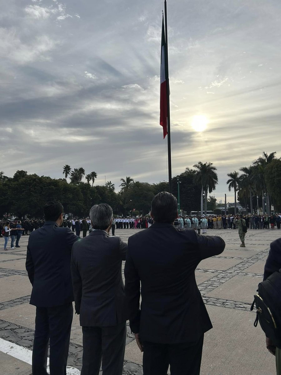 RodolfoMonrealA's tweet image. En el día de hoy conmemoramos 193 años del fallecimiento del General Vicente Guerrero y 145 años de la muerte de Agustina Ramírez. En un destacado acto en la plaza cívica del Palacio de Gobierno del estado de Sinaloa, rendimos homenaje a dos personajes históricos. #DTyPE