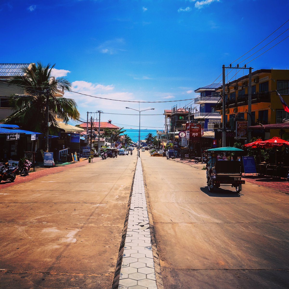 clickrob's tweet photo. @RCederfjard @SonjaSwissLife Sihanoukville https://t.co/TryDHob0tc