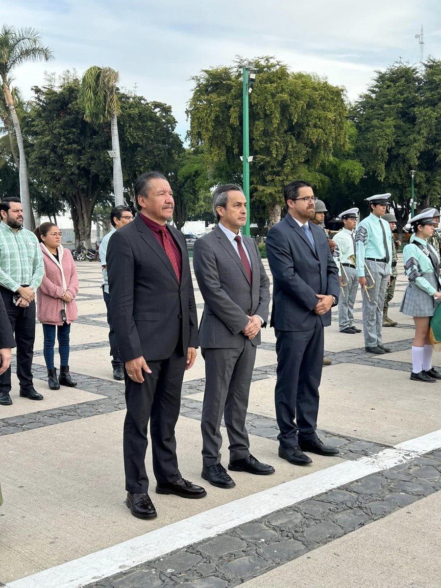 RodolfoMonrealA's tweet image. En el día de hoy conmemoramos 193 años del fallecimiento del General Vicente Guerrero y 145 años de la muerte de Agustina Ramírez. En un destacado acto en la plaza cívica del Palacio de Gobierno del estado de Sinaloa, rendimos homenaje a dos personajes históricos. #DTyPE