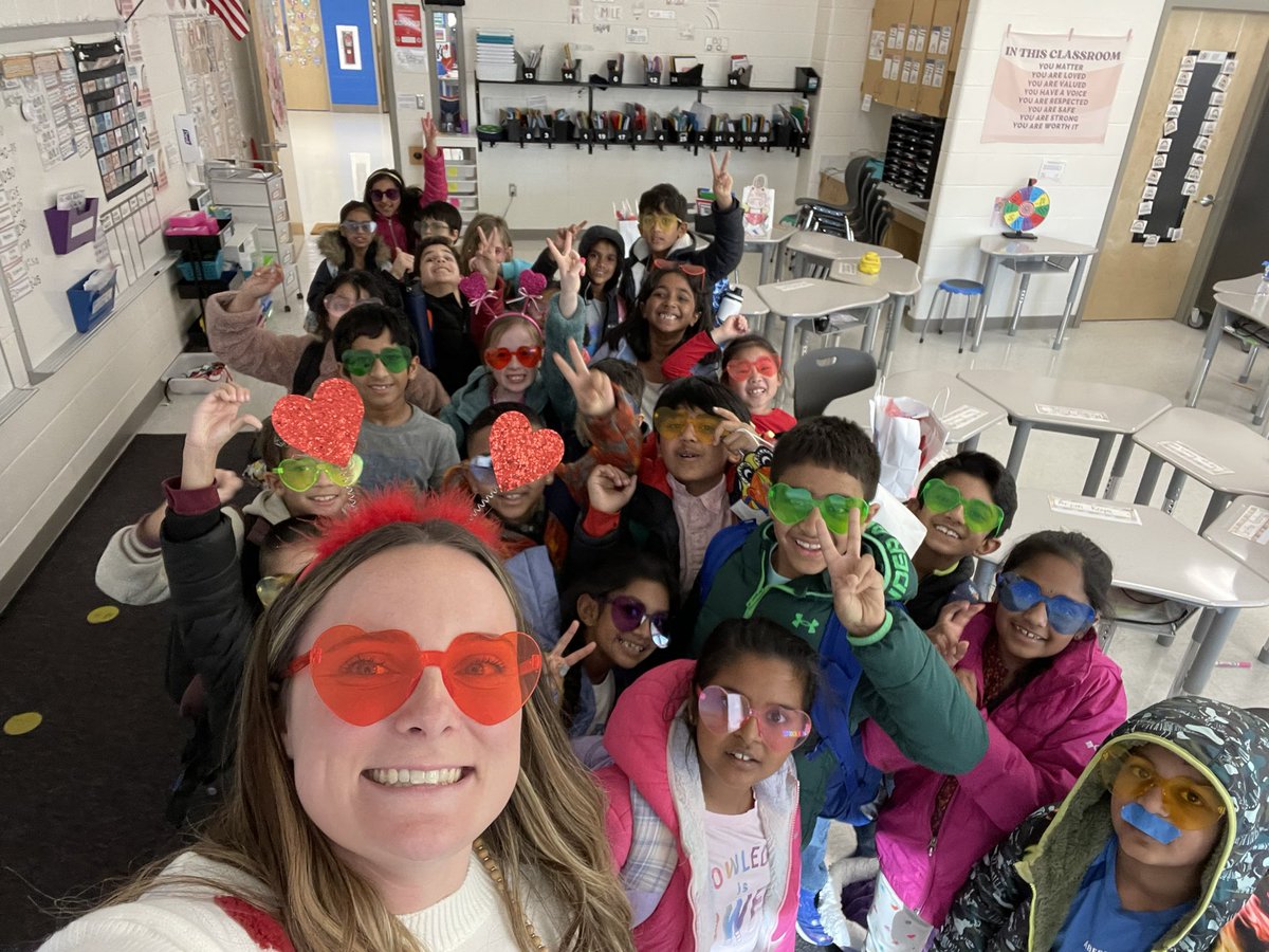 Happy Valentine’s Day from room 221!!!❤️💕💗💖💞