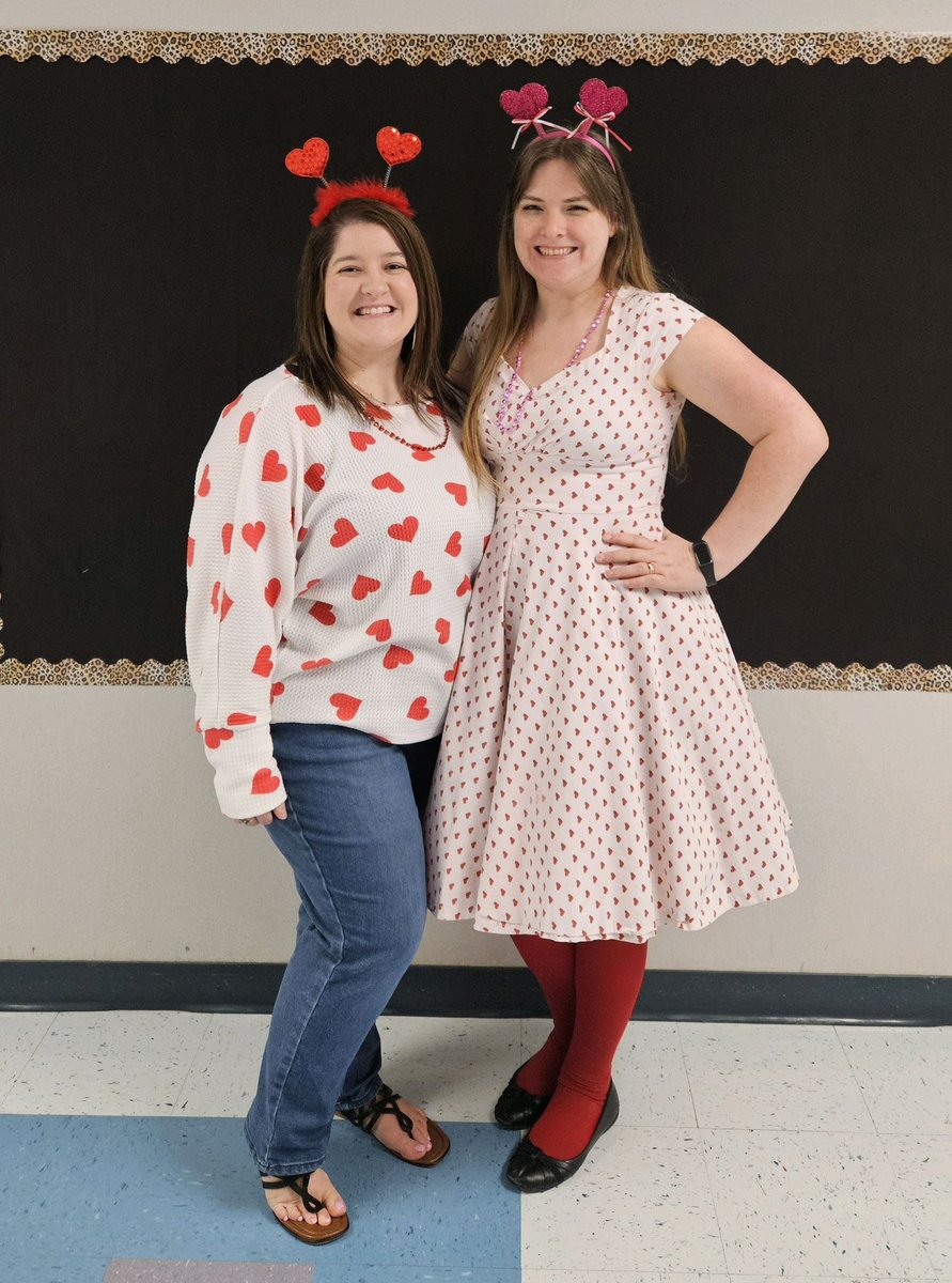 Lauren Davis tweet media