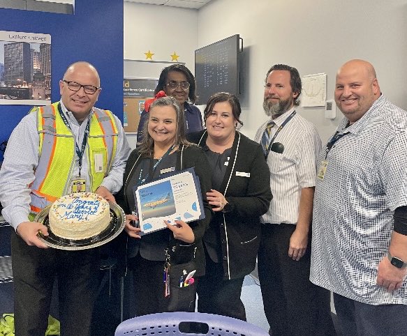 🌟 15 YEARS 🌟 Mary, Congratulations on your work anniversary. Your dedication and work ethic are truly commendable. Thank you for being an integral part of our team @United Team at @RSWAirport @DJKinzelman @jacquikey @LouFarinaccio @scarnes1978 @weareunited #OurUnitedJourney