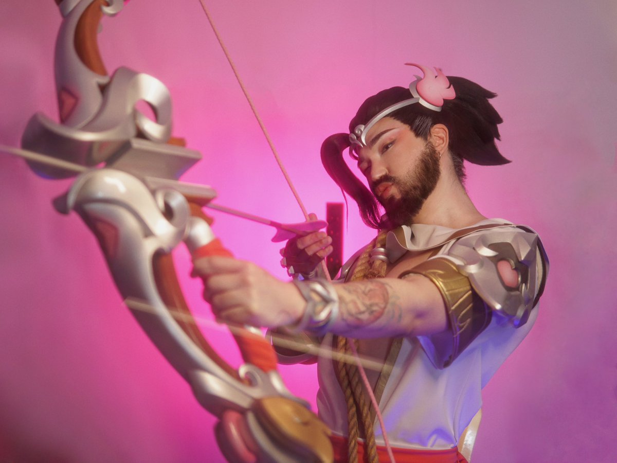 Shot through the heart and I am to blame 💖💖💖 Almost finished my Cupid Hanzo Shimada cosplay on time, there are still a few details to polish out but i wanted to post something today! Happy Valentine’s Day 💖💖💖 @PlayOverwatch #overwatch #overwatch2 #HanzoShimada